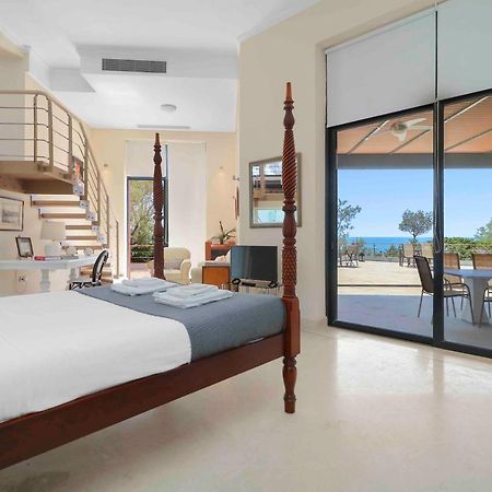 Black Diamond Beachfront Pool Villa Pasithea In Sounio, Athens Sounion Ngoại thất bức ảnh