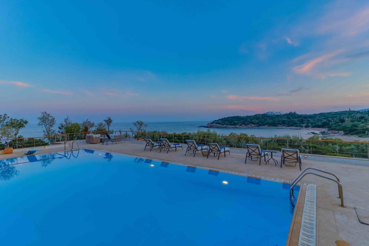 Black Diamond Beachfront Pool Villa Pasithea In Sounio, Athens Sounion Ngoại thất bức ảnh