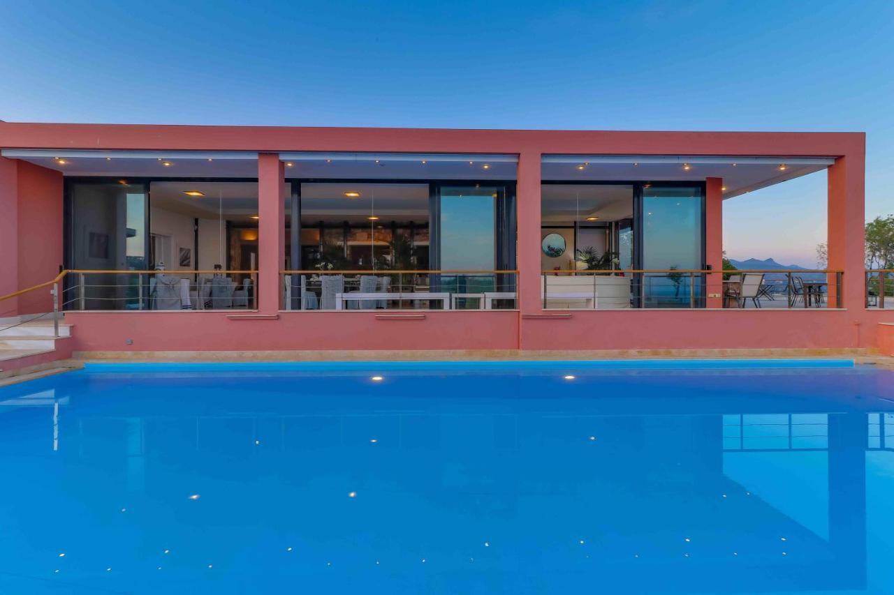 Black Diamond Beachfront Pool Villa Pasithea In Sounio, Athens Sounion Ngoại thất bức ảnh